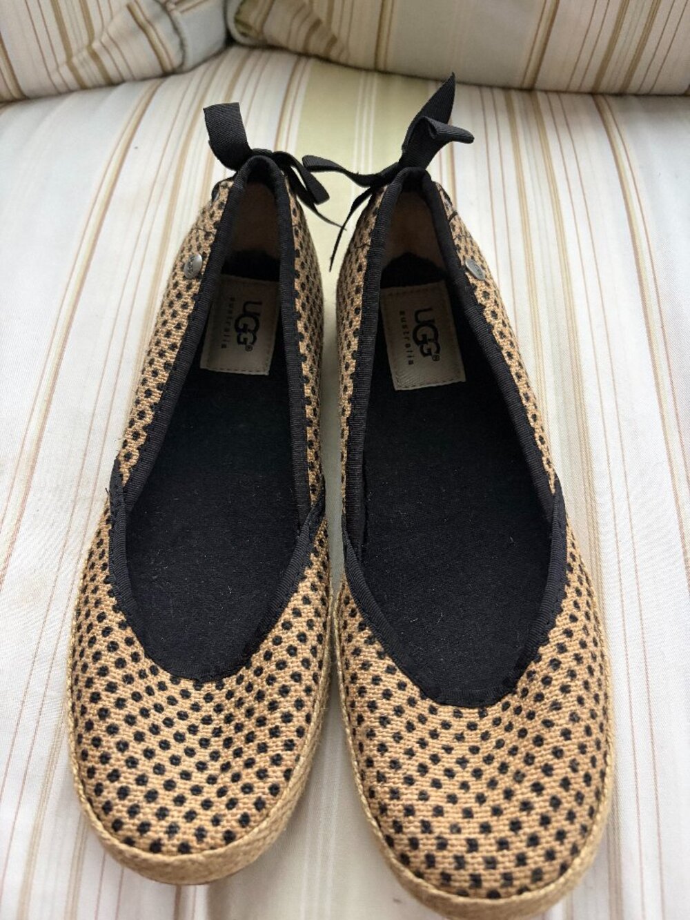 UGG Australia Woven Espadrille Flats Polka Dot Black Ribbon Tie Size 6